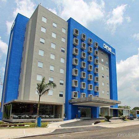 One Villahermosa 2000 Exteriör bild