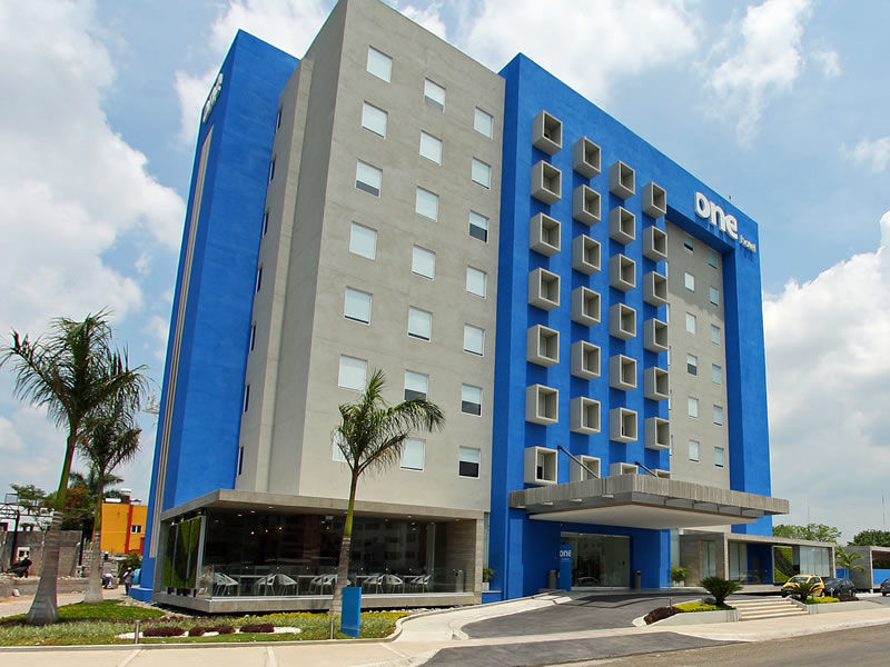 One Villahermosa 2000 Exteriör bild
